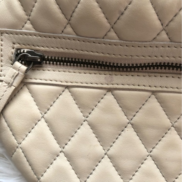 Free People Quin Quilted sling bag Ivory - Picture 3 of 5